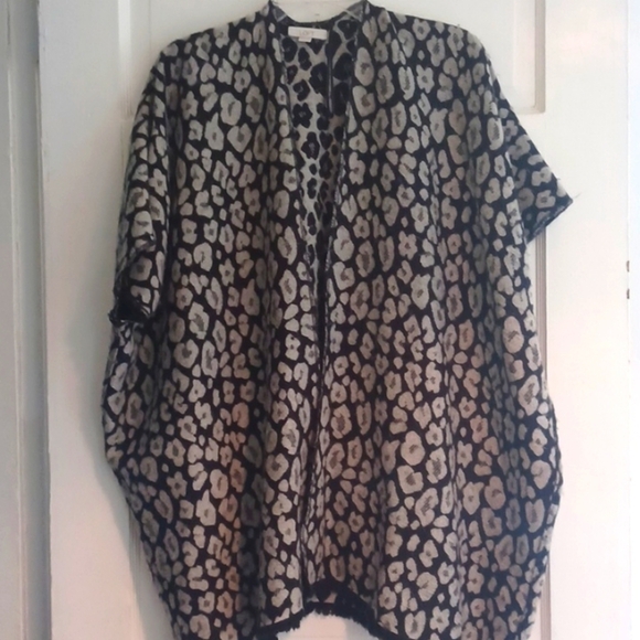 LOFT poncho wrap open cardigan XS/S fringe sleeveless cozy lounge - Picture 1 of 8